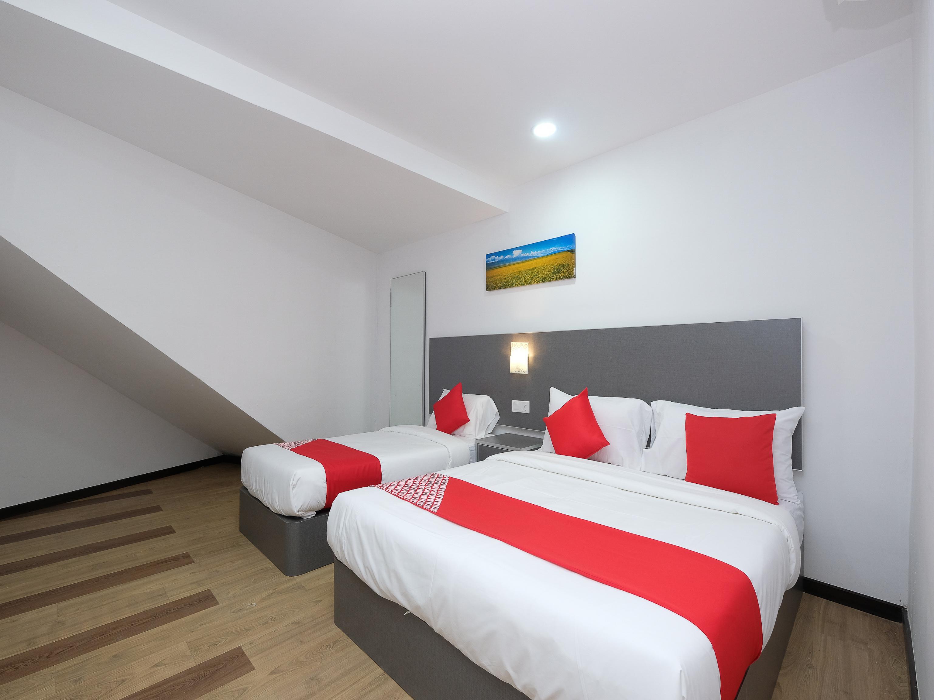 Oyo 44043 First Garden Hotel Kuantan Dış mekan fotoğraf
