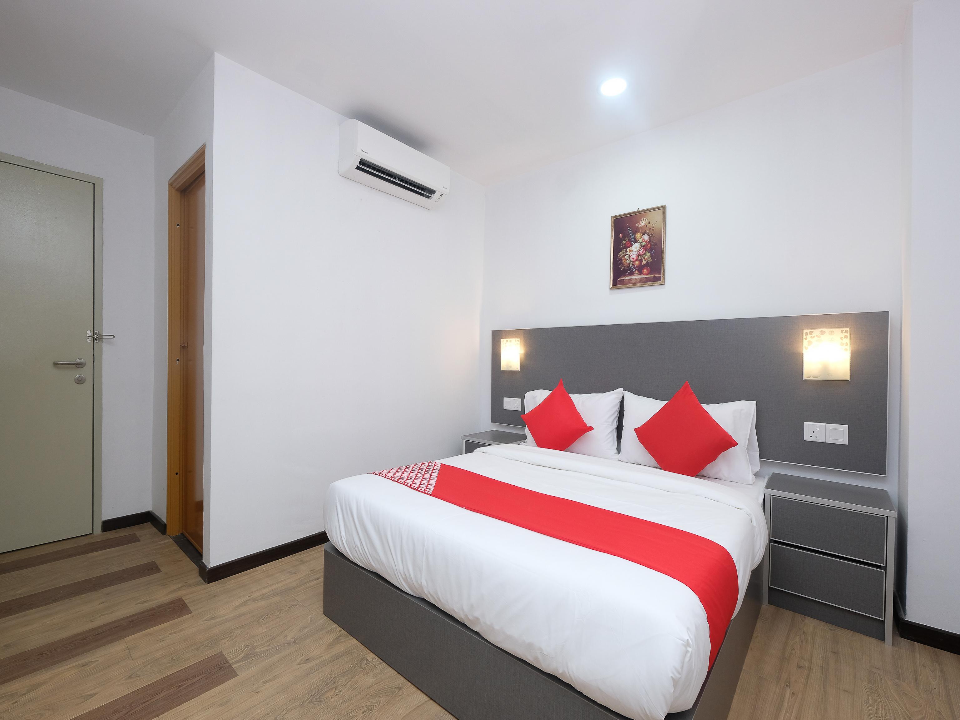 Oyo 44043 First Garden Hotel Kuantan Dış mekan fotoğraf