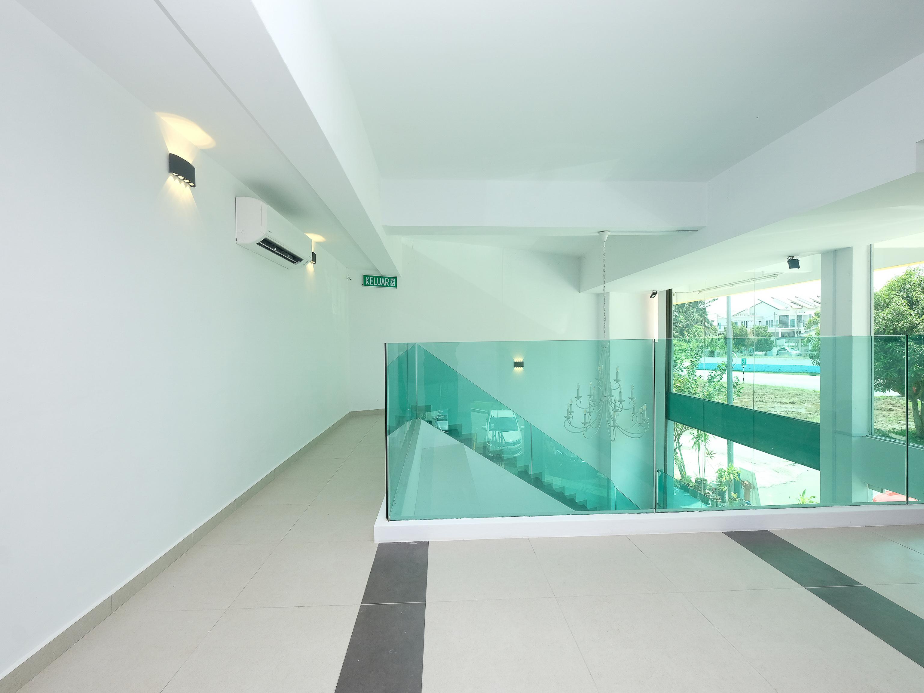 Oyo 44043 First Garden Hotel Kuantan Dış mekan fotoğraf